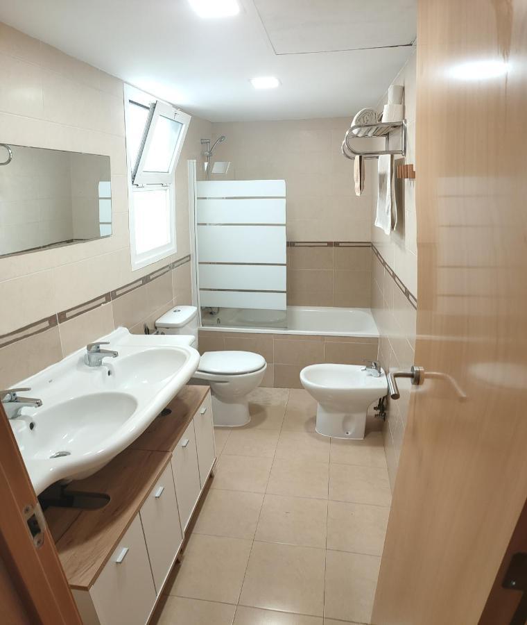 Апартаменты Malaga Rivas Экстерьер фото