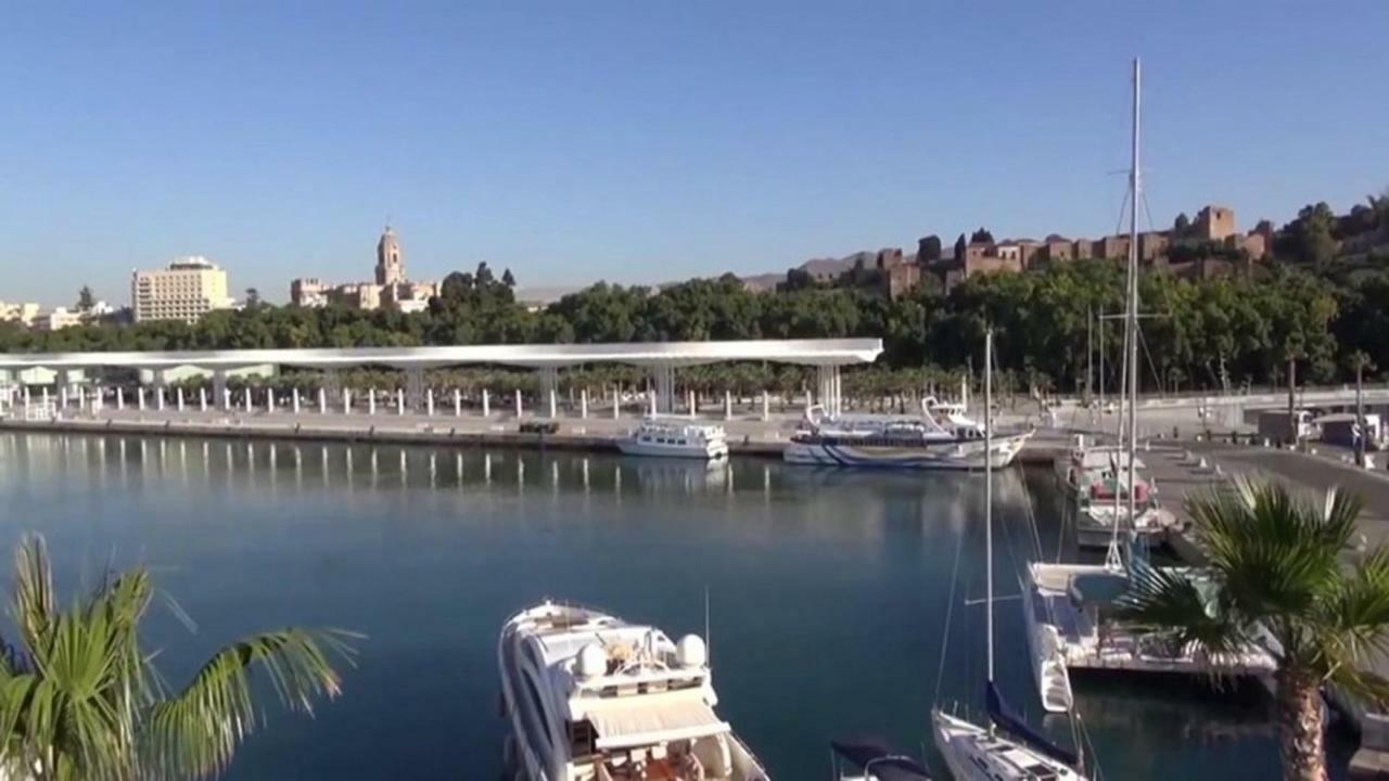 Апартаменты Malaga Rivas Экстерьер фото