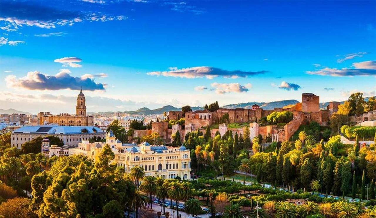 Апартаменты Malaga Rivas Экстерьер фото